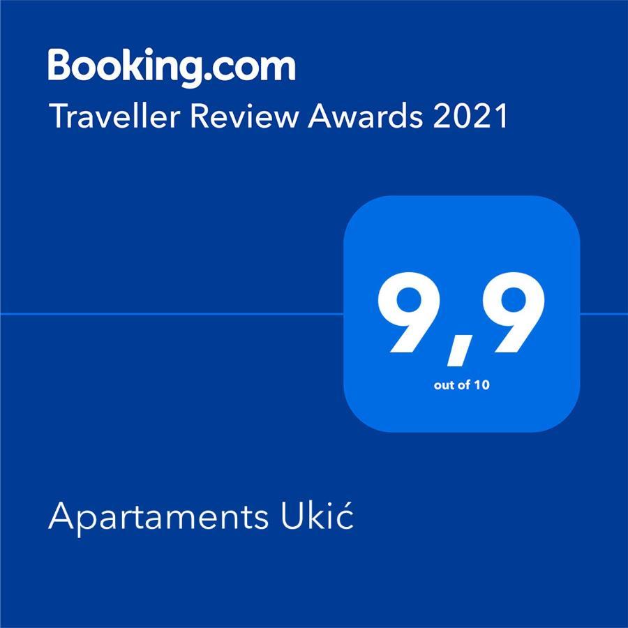 Apartaments Ukic 普维克瑟普瑞内 外观 照片